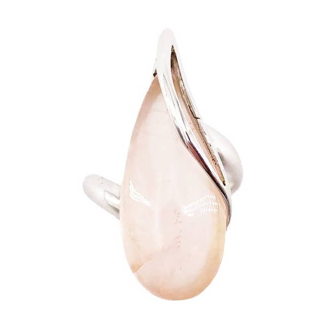 France Mineraux – wholesale Cocktail/Statement Ring – Rosa Quartz ”Dove” Ring - Sterling Silver0