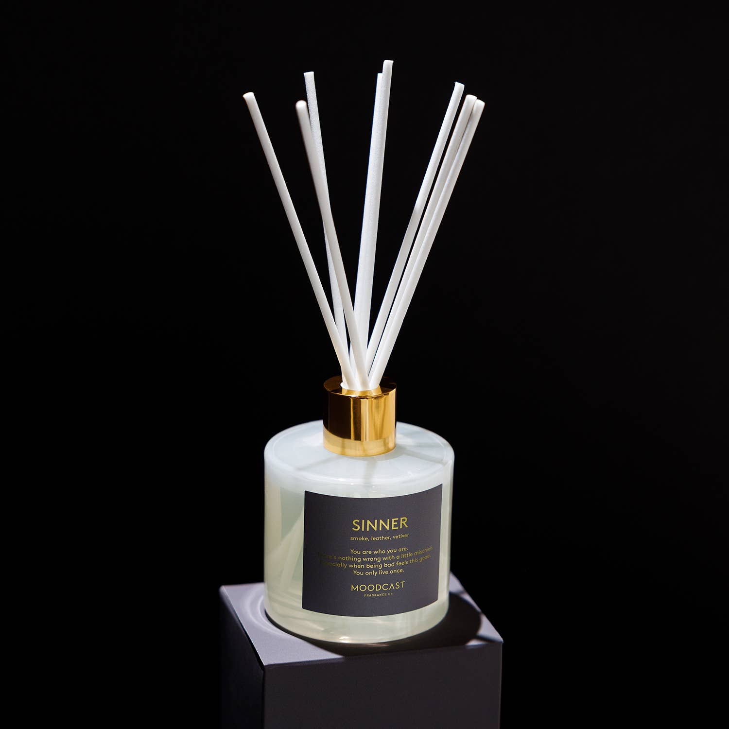 Moodcast Fragrance Co. - Wholesale Reed Diffuser - Reed Diffuser - Persona - Sinner - 3.4 oz Glass Jar2