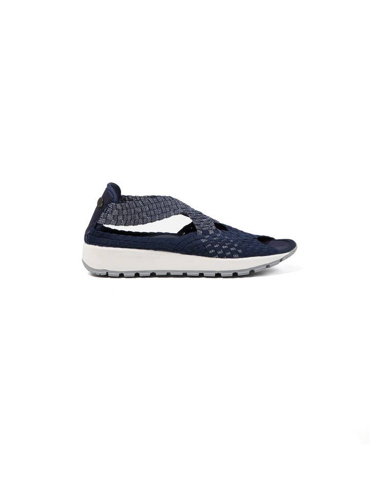 TARA BLOSSOM Navy skimmer för wholesale av Bernie Mev