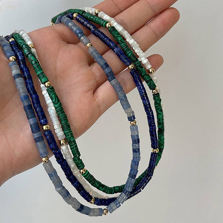 Collier empilable multicolore en pierre naturelle pour la vente par Gemcohub