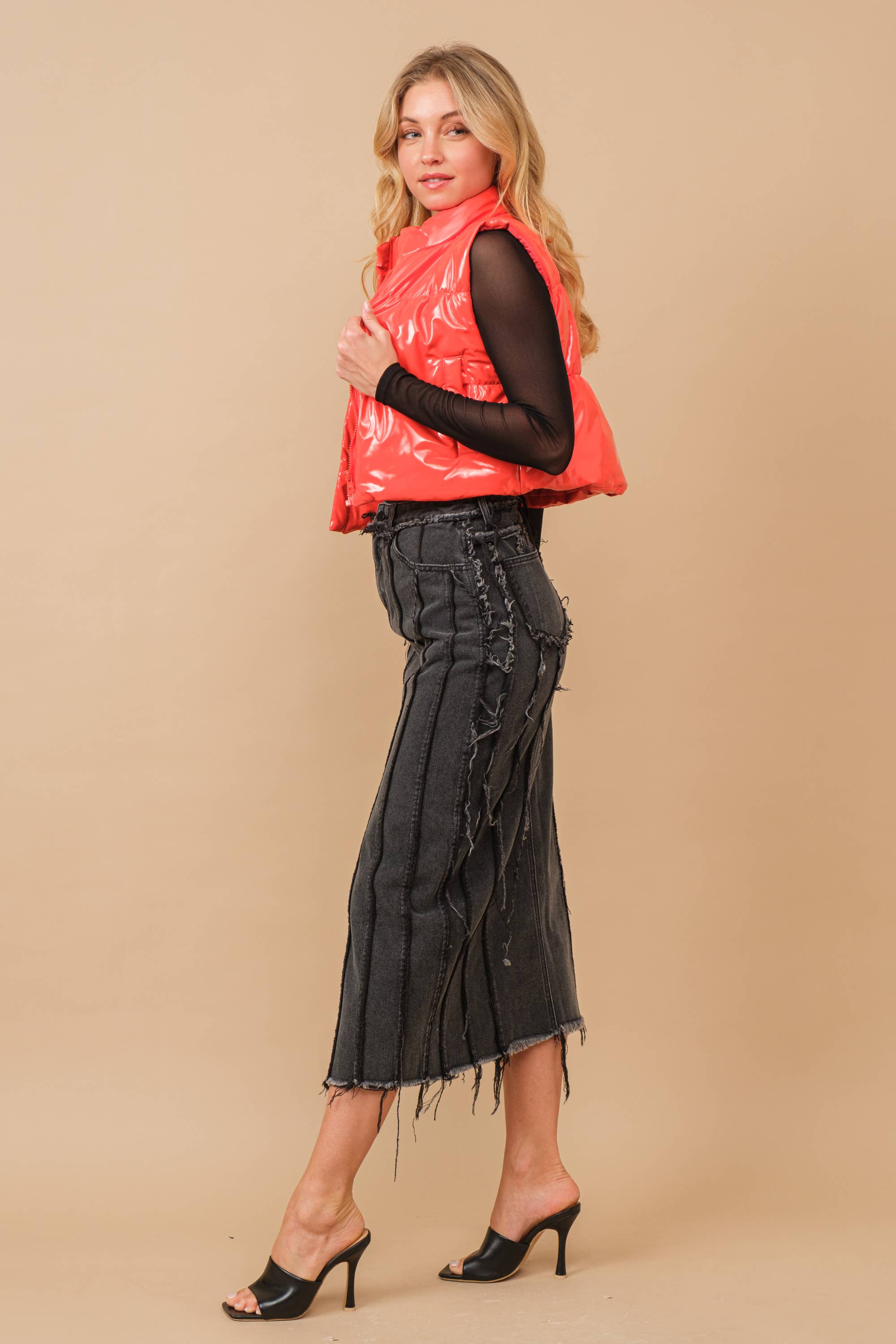 Blue B - Wholesale Outerwear Vest - Women's - 22656J - Gloss Shiny PU Quilted Puffer Zip Up Crop Vest52