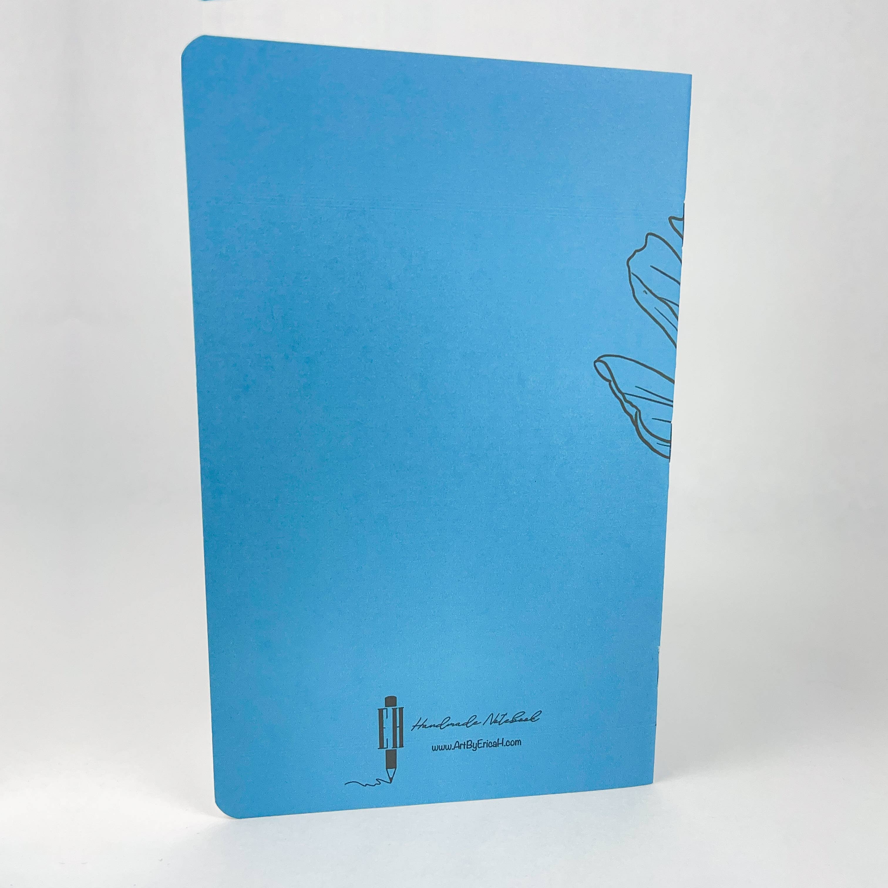 Art by Erica H & Rebel Stitchers – wholesale Anteckningsbok – Inked Flowers - Style 1 - Blå - Handgjord Sadelbunden A59