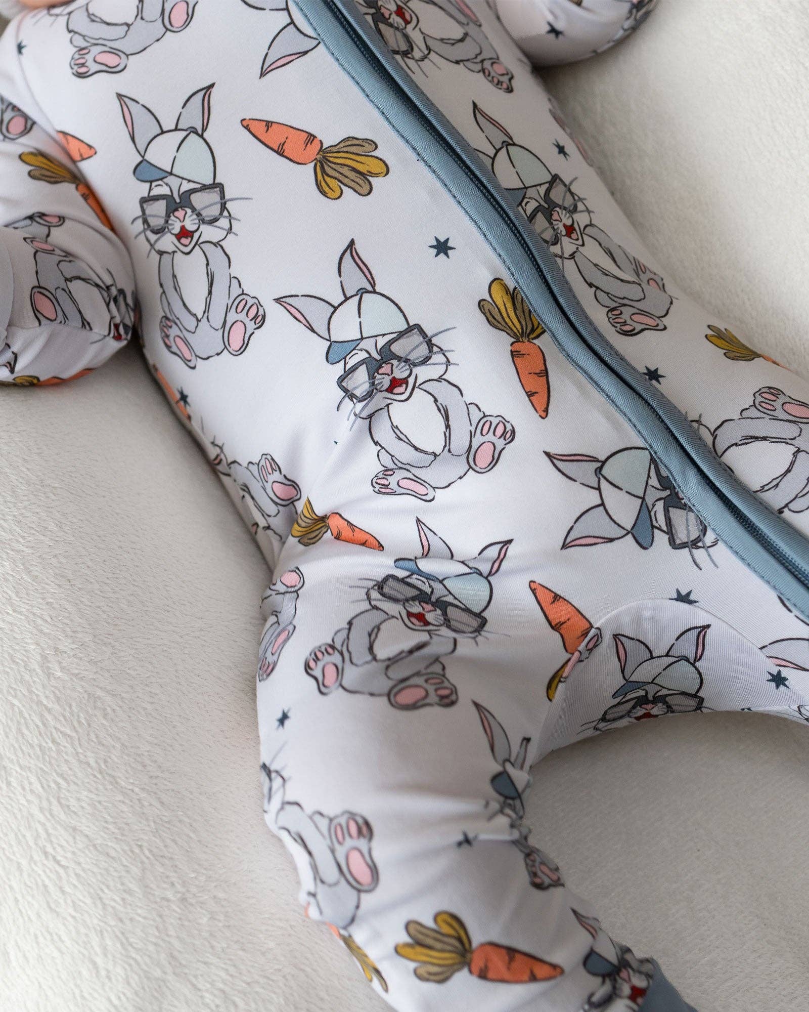 Lucky Panda Kids - Venta al por mayor Peto - Bebés - Mono de bebé con cremallera de bambú para Pascua | Conejito Rad14