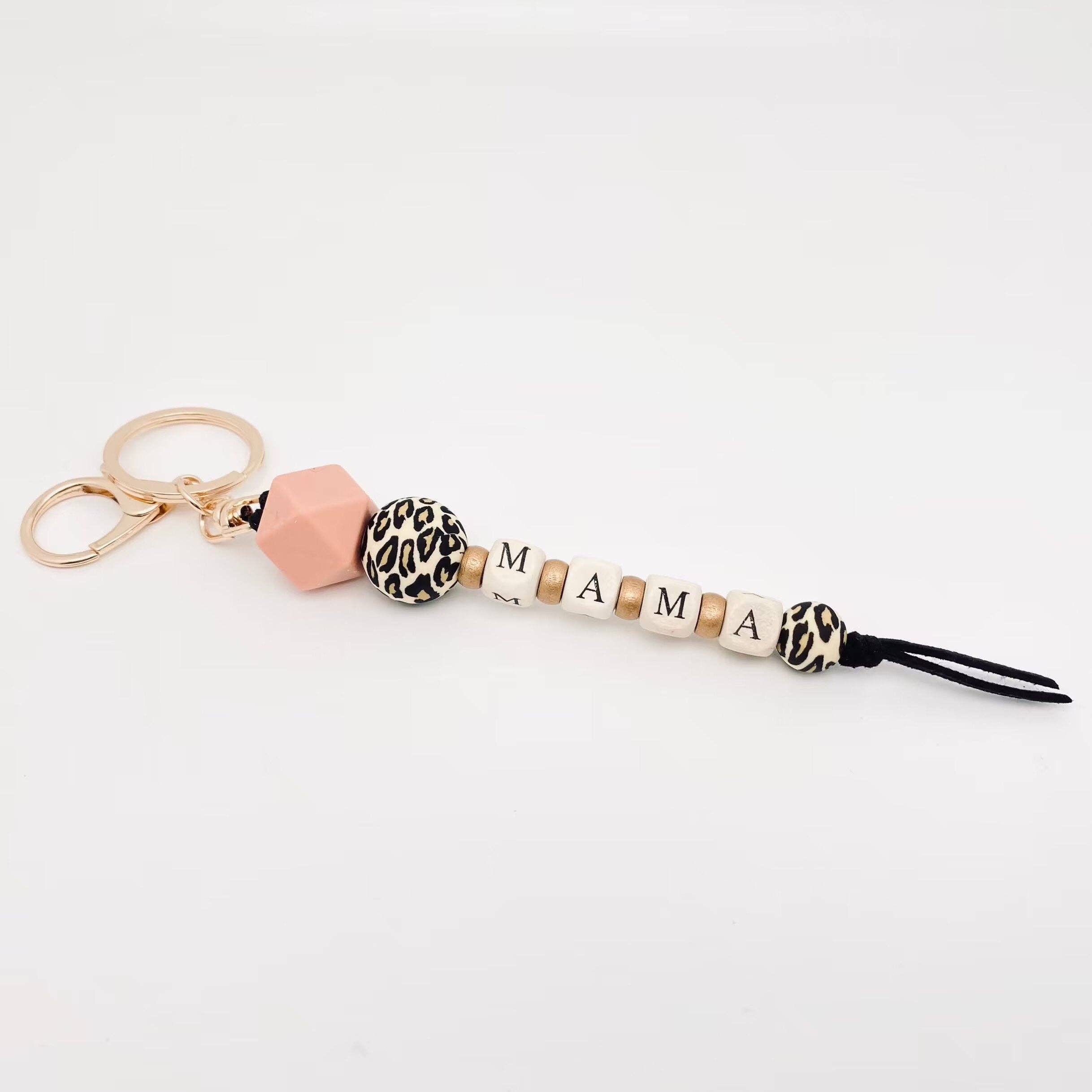 Mio Queena – wholesale Keychain – Women's – Silicone Wooden Letter Beaded Keychain11