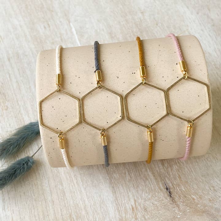 Agaveh girl – wholesale Charm/dangle bracelet – Simple Hexagon Bracelet6