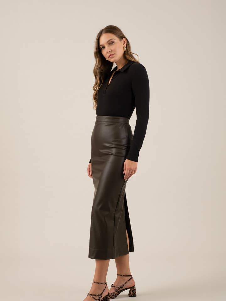 The Workshop Studio - Wholesale Bodysuit - Women's - SOLID COLLARED LONG SLEEVE BODYSUIT2