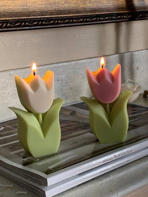 Tulip Candle for wholesale by Eloise and Oliver