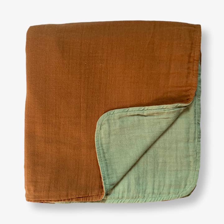 Organic Muslin Reversable Quilt (Sage and Sienna) for wholesale by Leyl&Ari