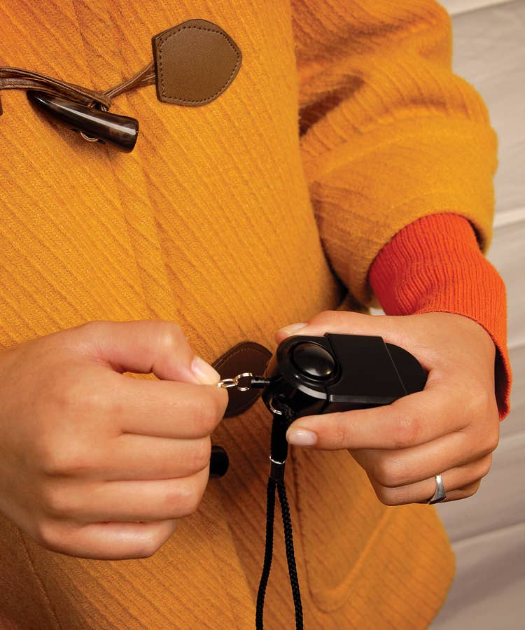 Flipo Group, Ltd. - Wholesale Safety Alarm/Gear - Motion Activated Travel Guard Portable Alarm2