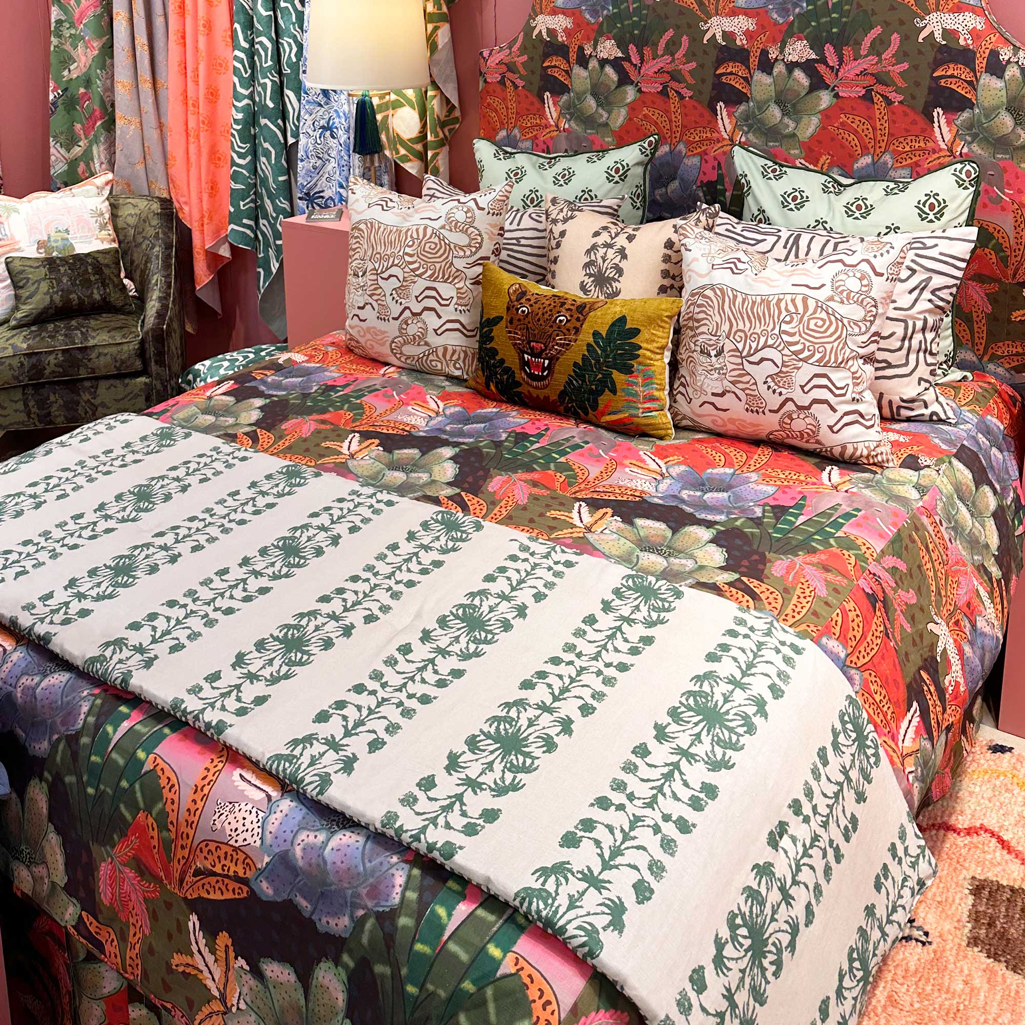 Post House - Wholesale Bedding Blanket - Custom Bed Scarf3