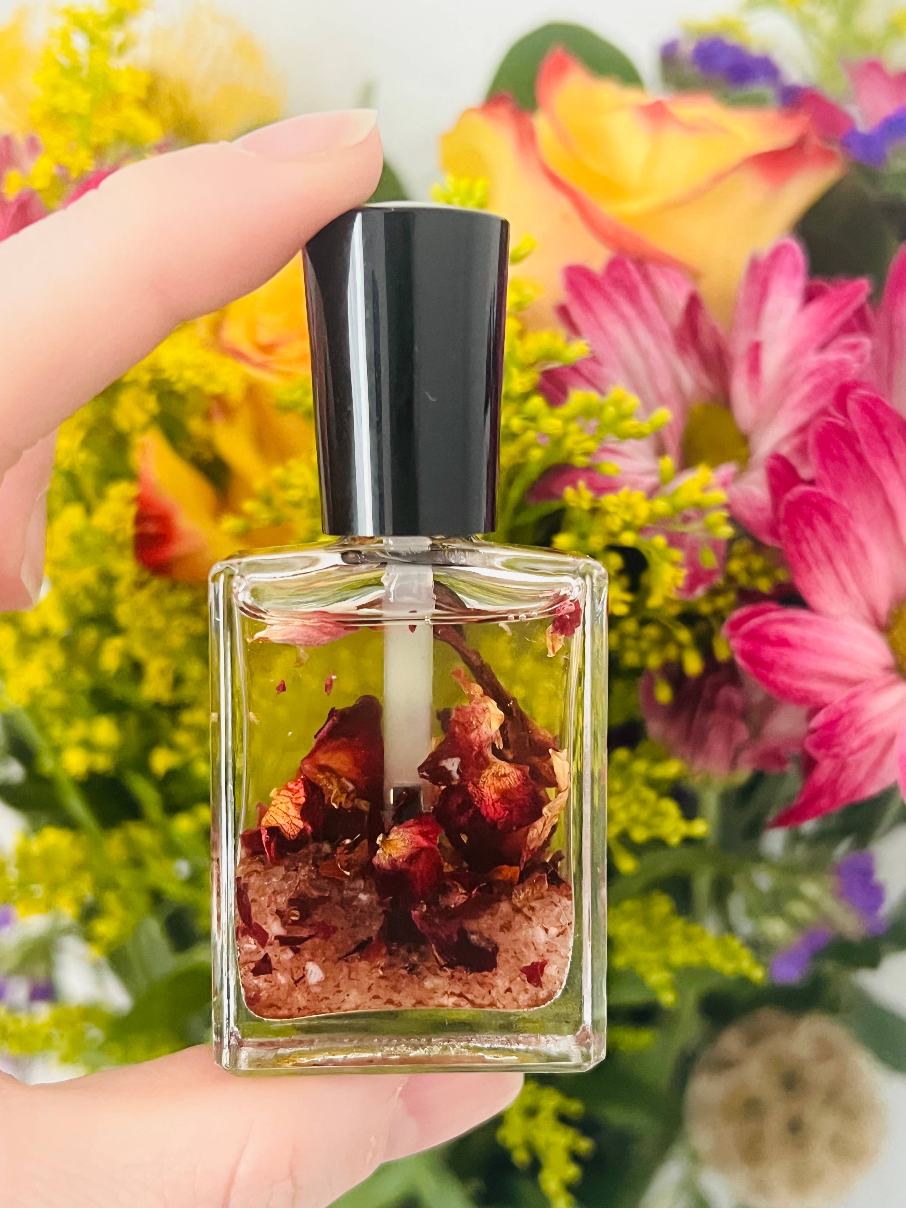 Only Crystals Remain - Wholesale Spiritual stone/crystal - Empress Oil Candle Magic Spell Oil With Built In Brush