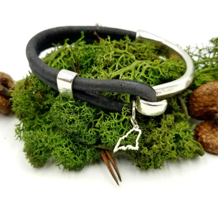 Braccialetto in sughero con charm in argento sterling Maine per la vendita all'ingrosso da parte di Gem Lounge Jewelry