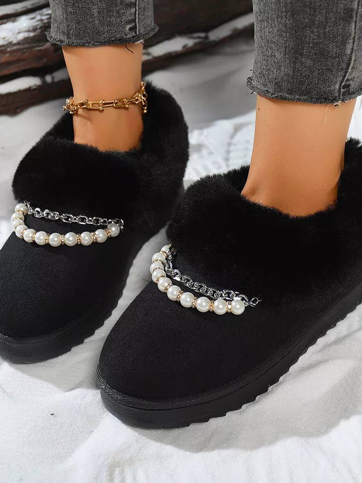 Stivali invernali foderati in pelliccia di lusso con perle decorate per la vendita all'ingrosso da parte di ClassiQ