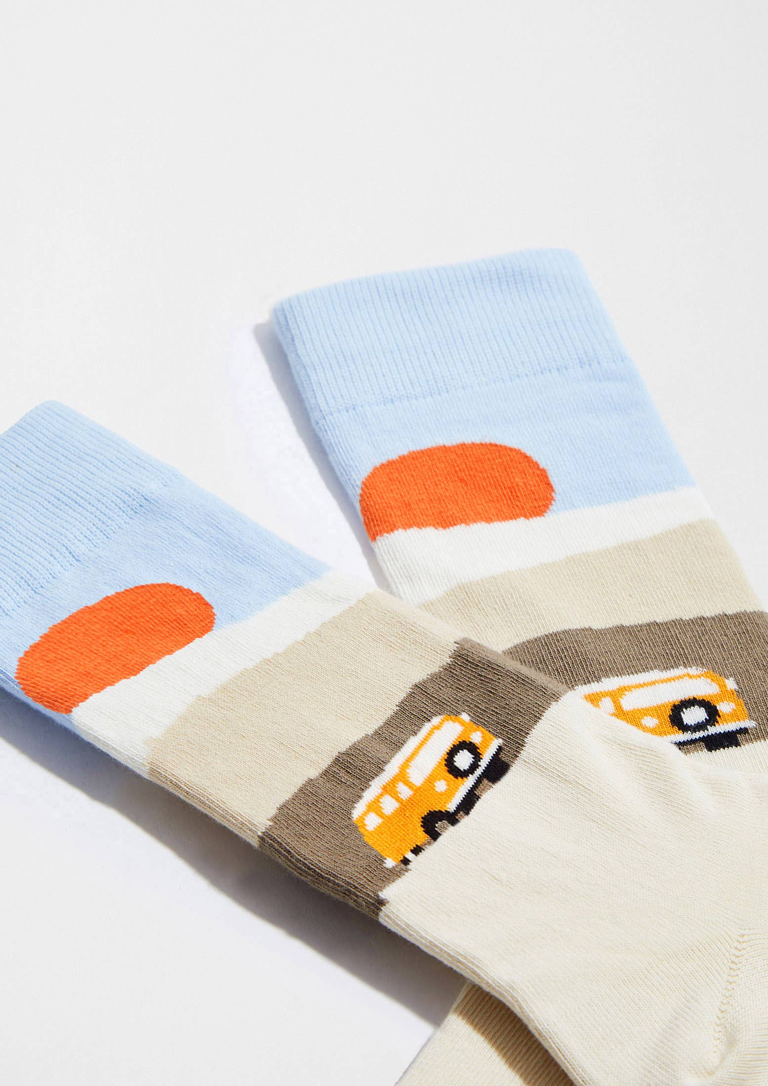 Beige BeRoadtrip - 100% Organic Cotton Socks for wholesale on Faire2