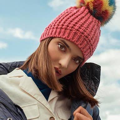 Kyi Kyi - Wholesale Beanie - Women's - Classic Fur - Multi Color Pom25