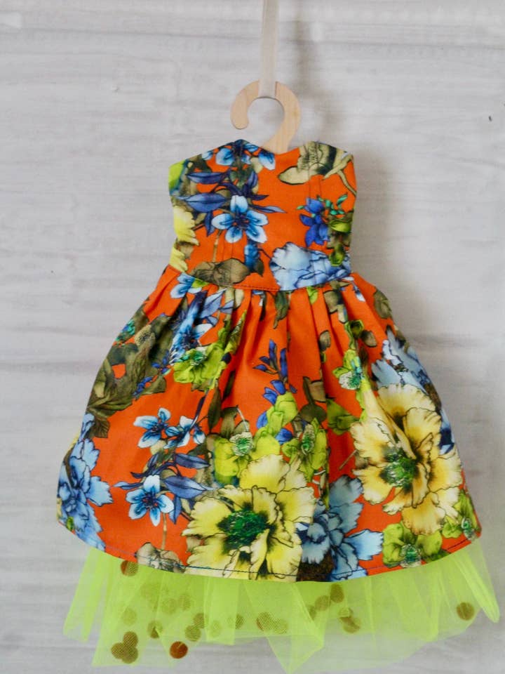 Abito Fiesta Social-lite per la vendita all'ingrosso da parte di Brownstone Playhouse