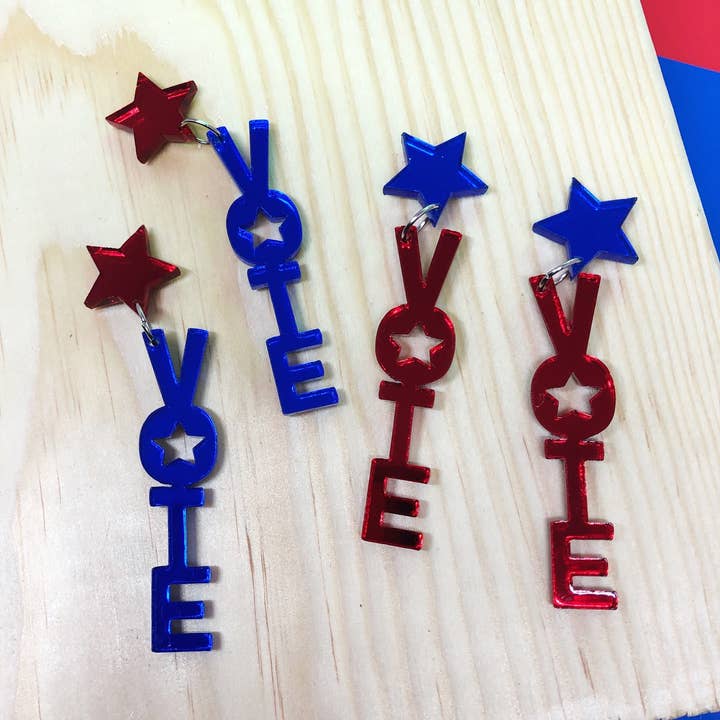 Vote Dangle Örhängen Akrylspegel för wholesale av The Foxy Hipster