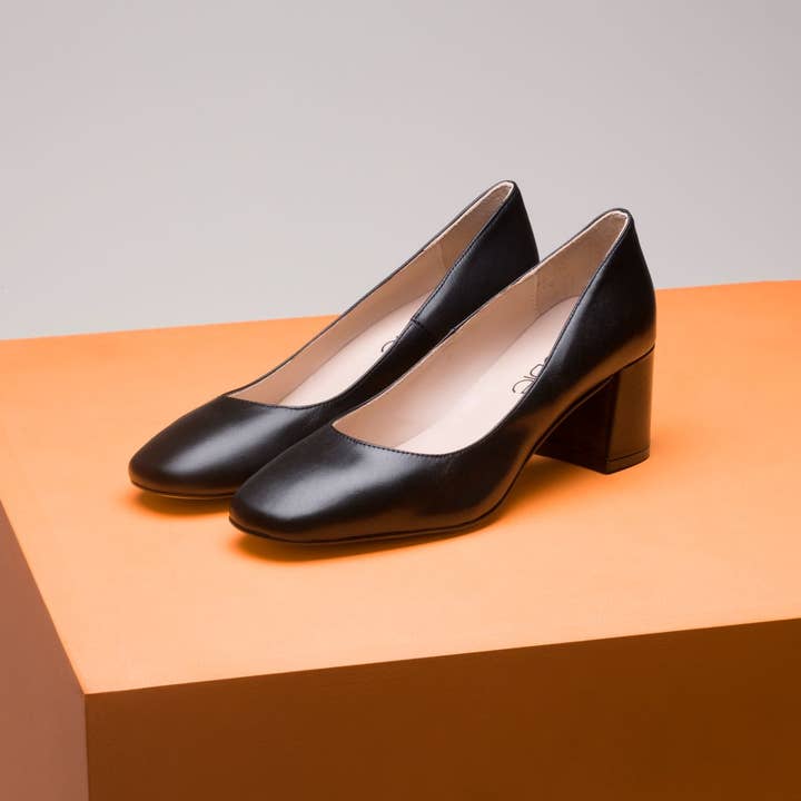 Elodie – Großhandel High Heels – Damen – SOPHIE SCHWARZE LEDERPUMPS