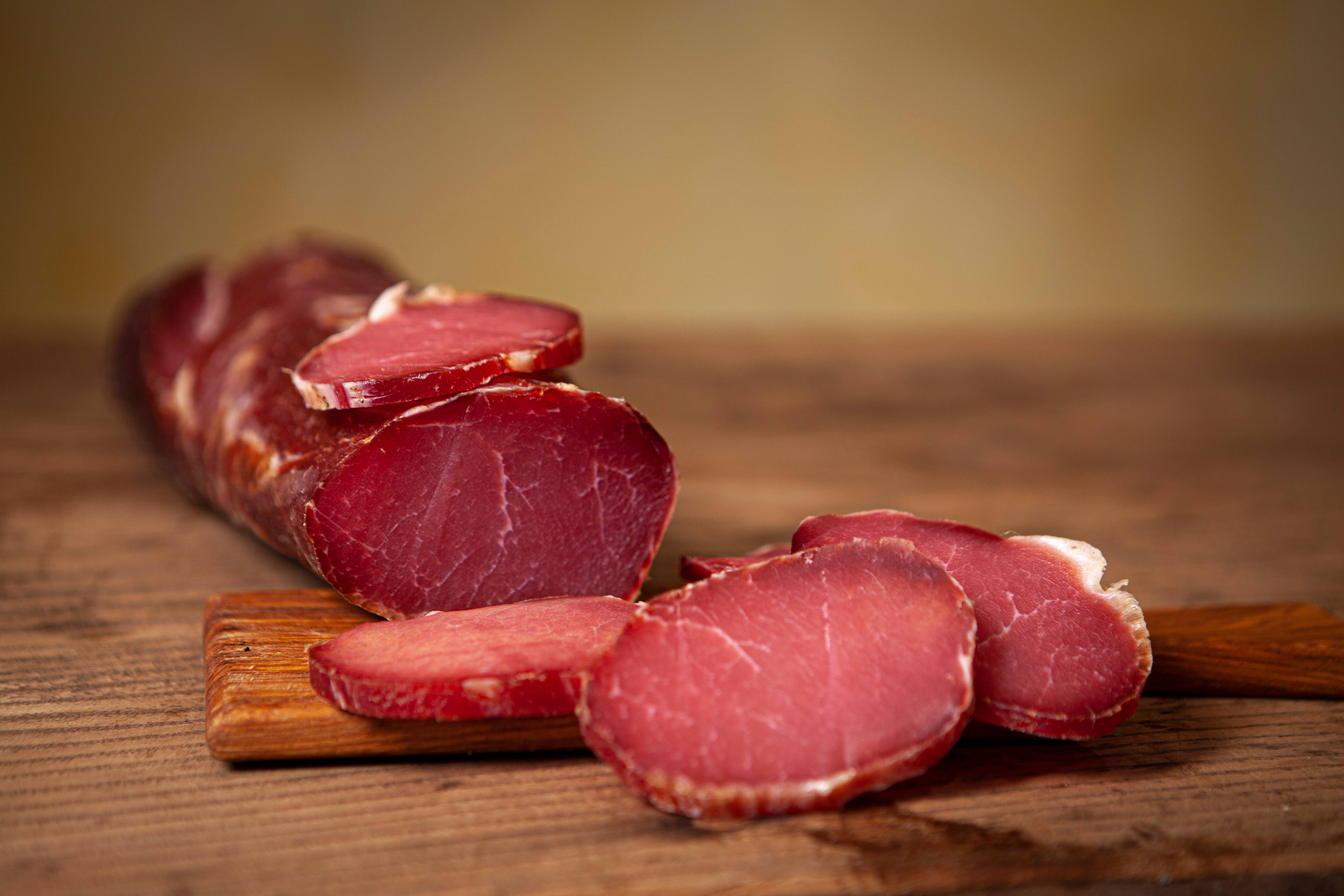 Salumificio Campidanese Su Sartizzu - Wholesale Salami - Mustela (pork loin), 100% Italy