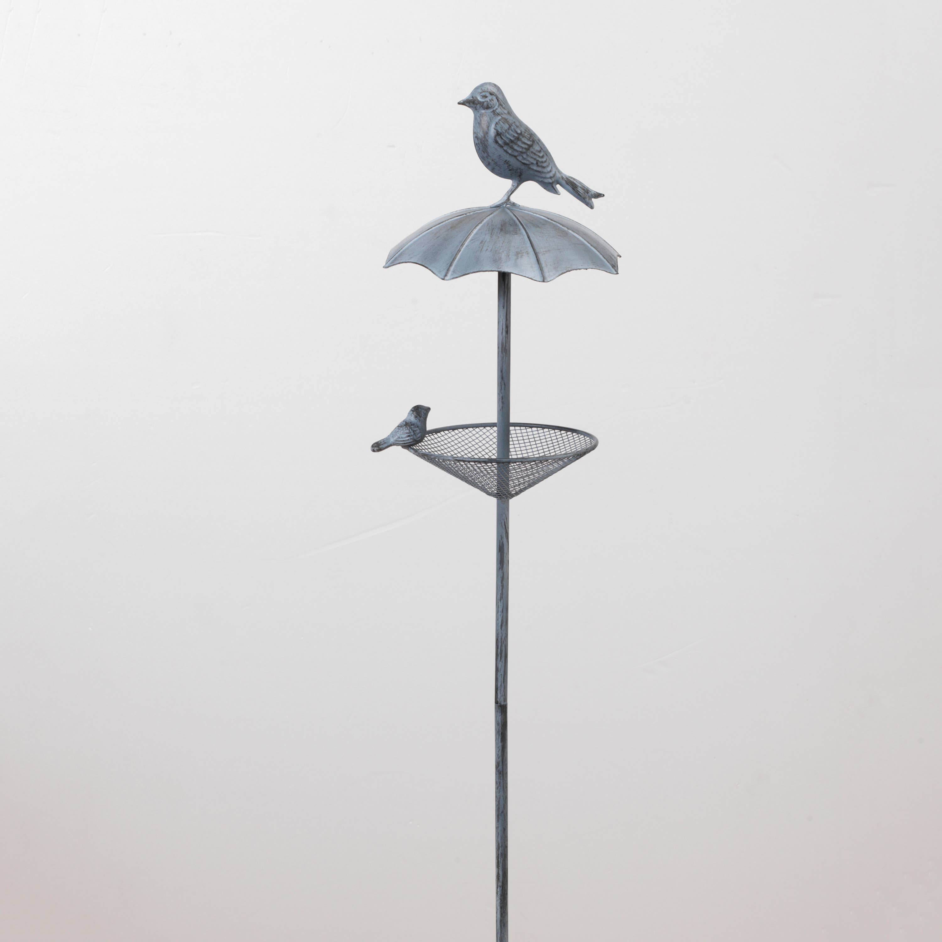 The Gerson Companies - Wholesale Bird Feeder - Discount 36.6"H Metal Bird Feeder Yard1