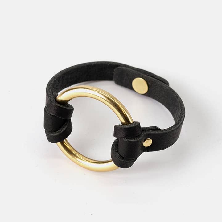 Range Leather Co. - Wholesale Bangle Bracelet - Equestrian-Inspired Chinati O-Ring Leather Bracelet15