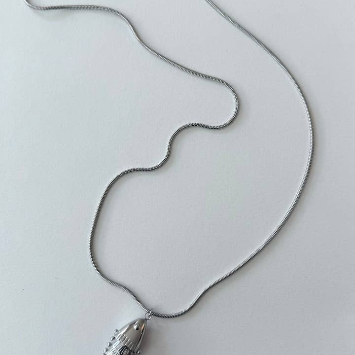 A.B. Paris - Wholesale Pendant/Charm Necklace - Big Fish Necklace - gold or silver3