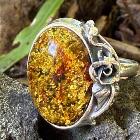 Green Amber ring for wholesale by Amber House
