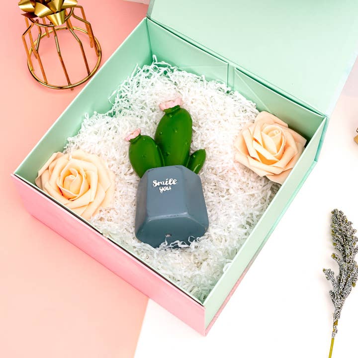 LA Ribbons Wholesale - Wholesale Gift box - 8" x 8" x 4" Collapsable Gift Box w/ 2-pcs White Tissue Paper & Magnetic Square Flap Lid | Gradient Color
1