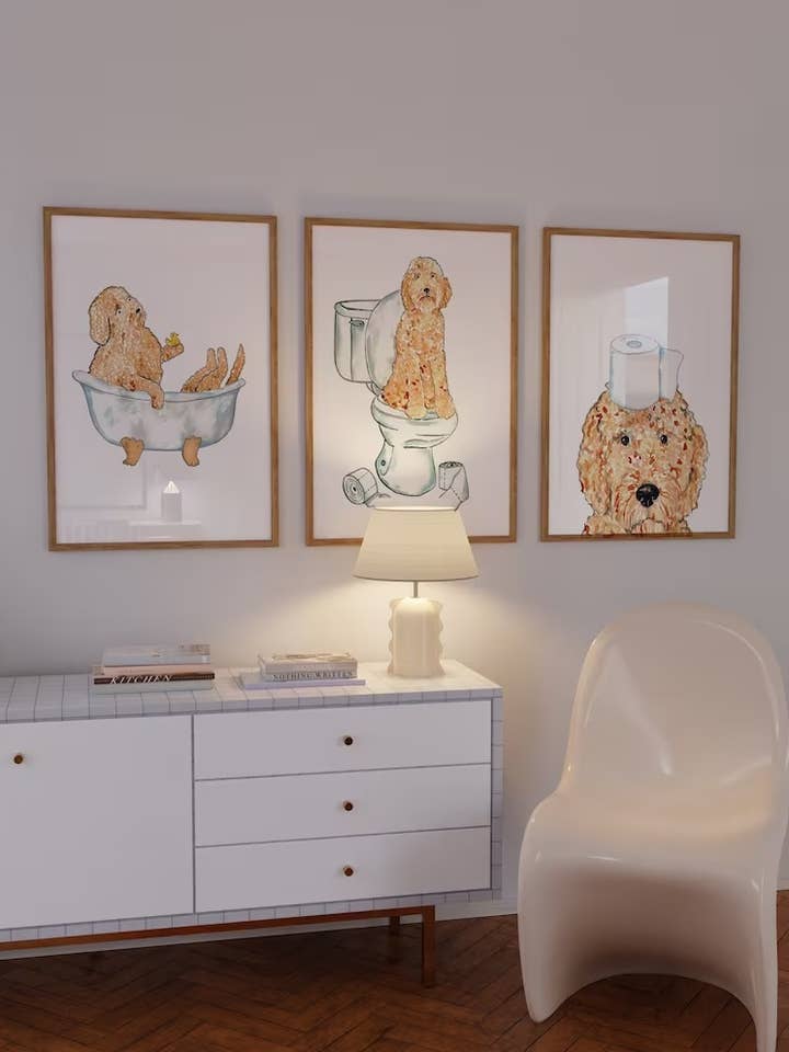 Set di 3 dipinti da toilette dorati a forma di cane con scarabocchi dorati per la vendita all'ingrosso da parte di Goodfairyart