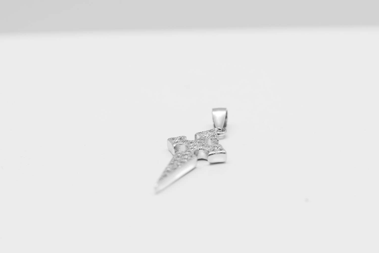 TALISMAN JEWELLERY (D&Fidanverdi, S.L.) – Engroshandel Halskæde med vedhæng – Camino de Santiago Kors Vedhæng i Rhodineret Sølv 925 og Oz1