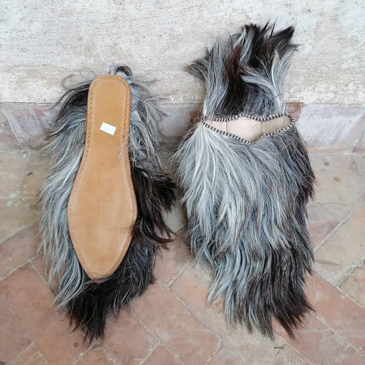 Moroccan goat hair women slipper - black and white for wholesale by MARRAKECH METACRAFT LTD