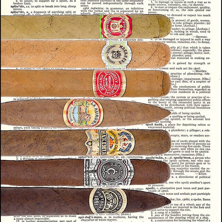 Illustration de sept cigares sur papier de dictionnaire vintage pour la vente par Fresh Prints of CT