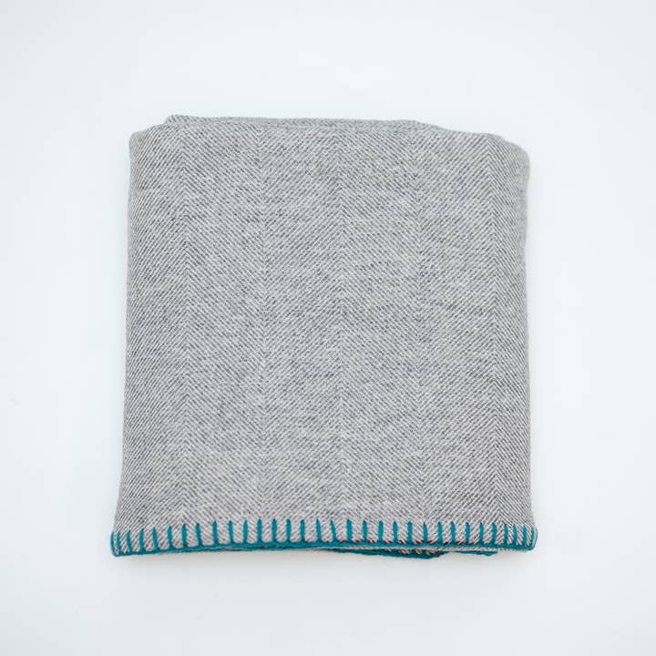 ART HIMALAYAN TRADING LTD - Wholesale Throw Blanket - Christmas High Quality Luxury Cashmere Blanket Throw RCTT2