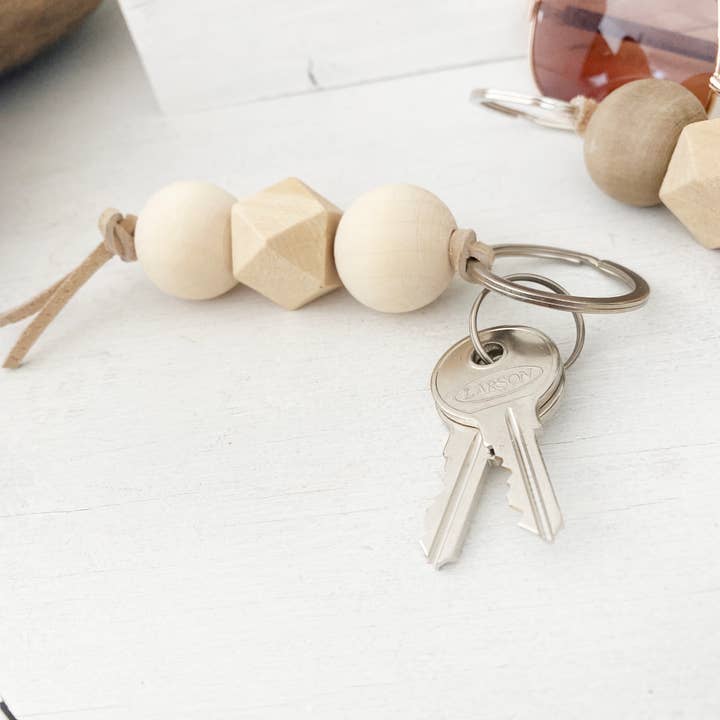 Simply Styled Art - Wholesale Keychain - Women's - Boho Wood Bead Geometric Keychain
