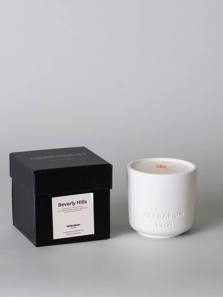 Beverly Hills duurzame kaars in handgemaakt betonnen houder voor wholesale door Herbarium blends