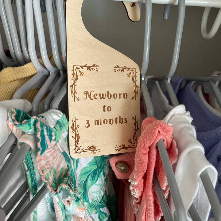 Lakeline Designs - Wholesale Clothes hangers - Baby Closet Dividers4