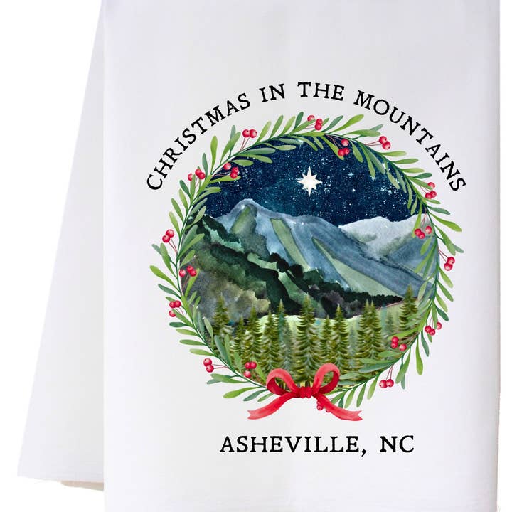 Torchon de Noël dans les montagnes pour la vente par Cora & Pate