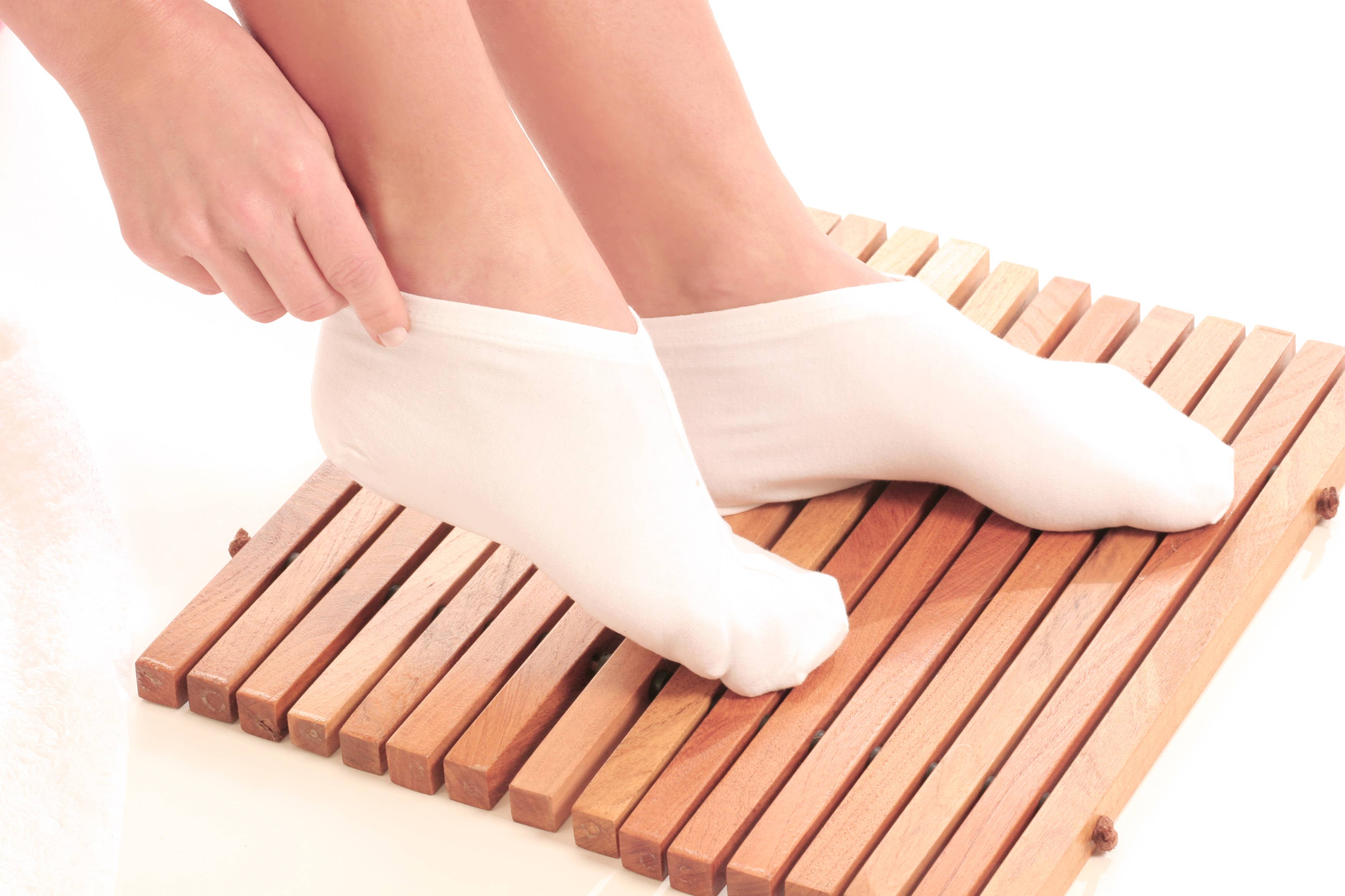 Purchase Wholesale moisturizing socks. Free Returns & Net 60 Terms on Faire