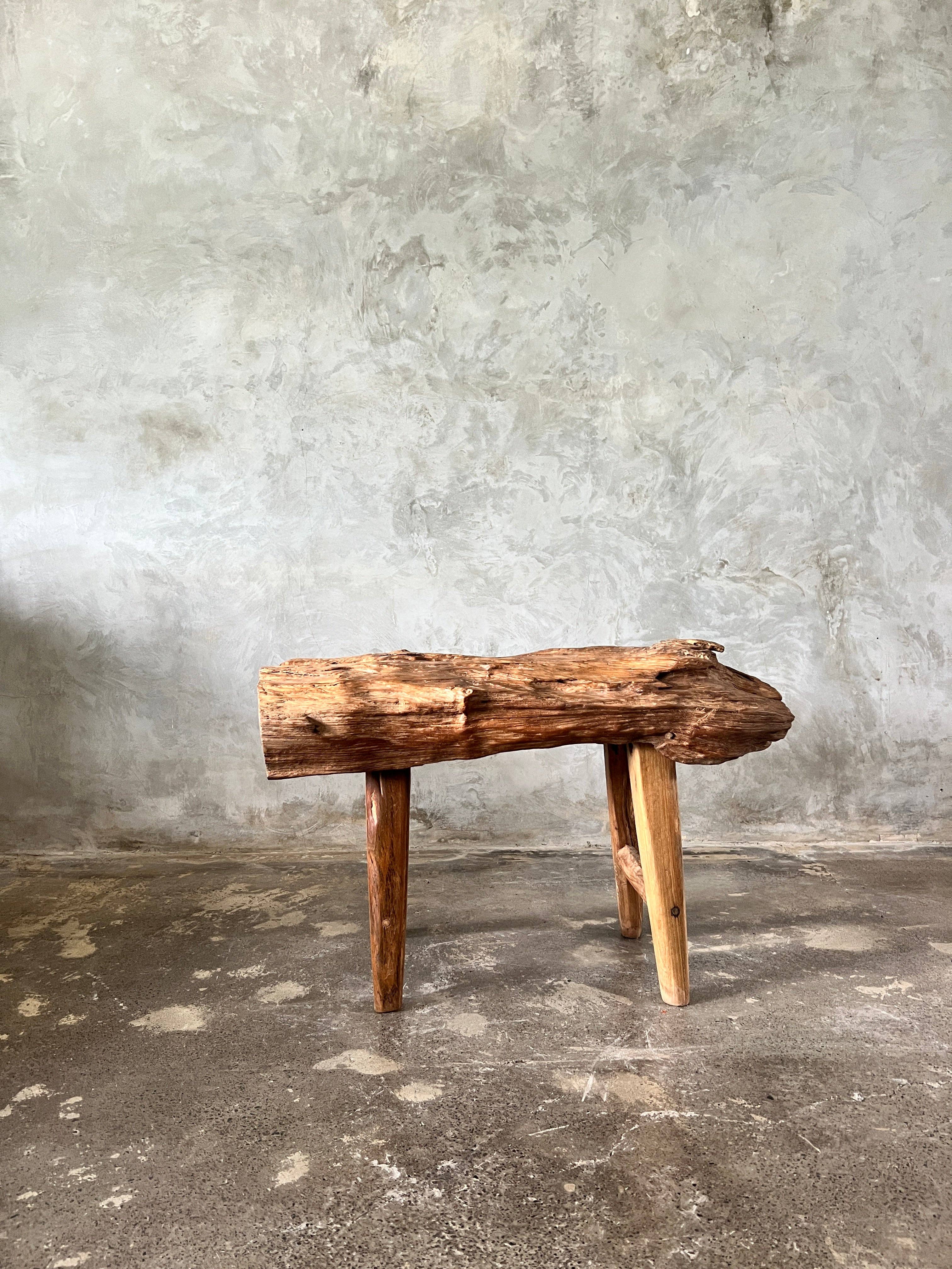 Office Objets - Venta al por mayor Bancos - Banco pequeño de teca asiática rubia con cuatro patas - Sembilan4