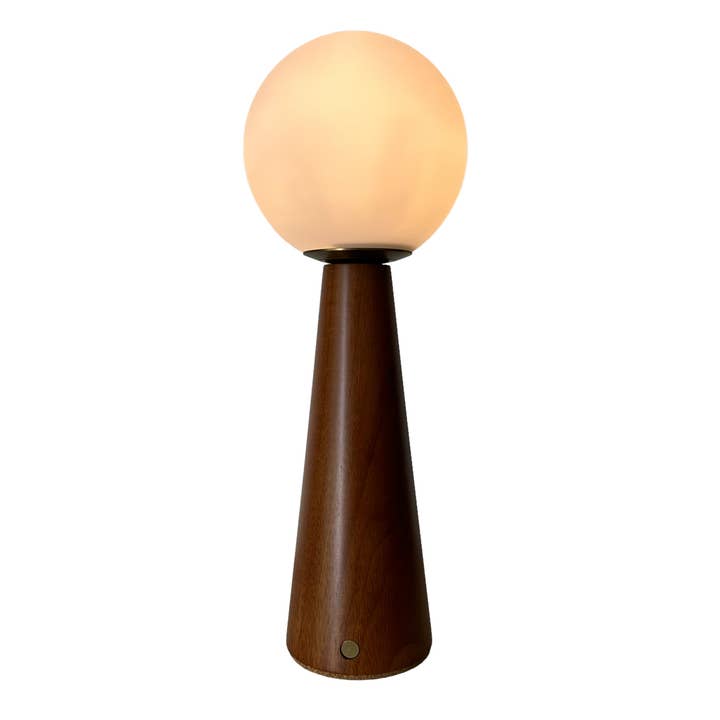 Deco Kegel Teak-Stil wiederaufladbare Touch-Lampe (groß) für den Großhandel von Sixton London