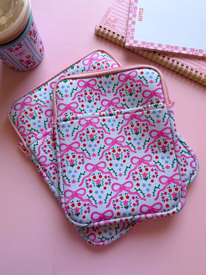Bow and flowers Kindle Sleeve/Book sleeves for wholesale by Seven hearts shop