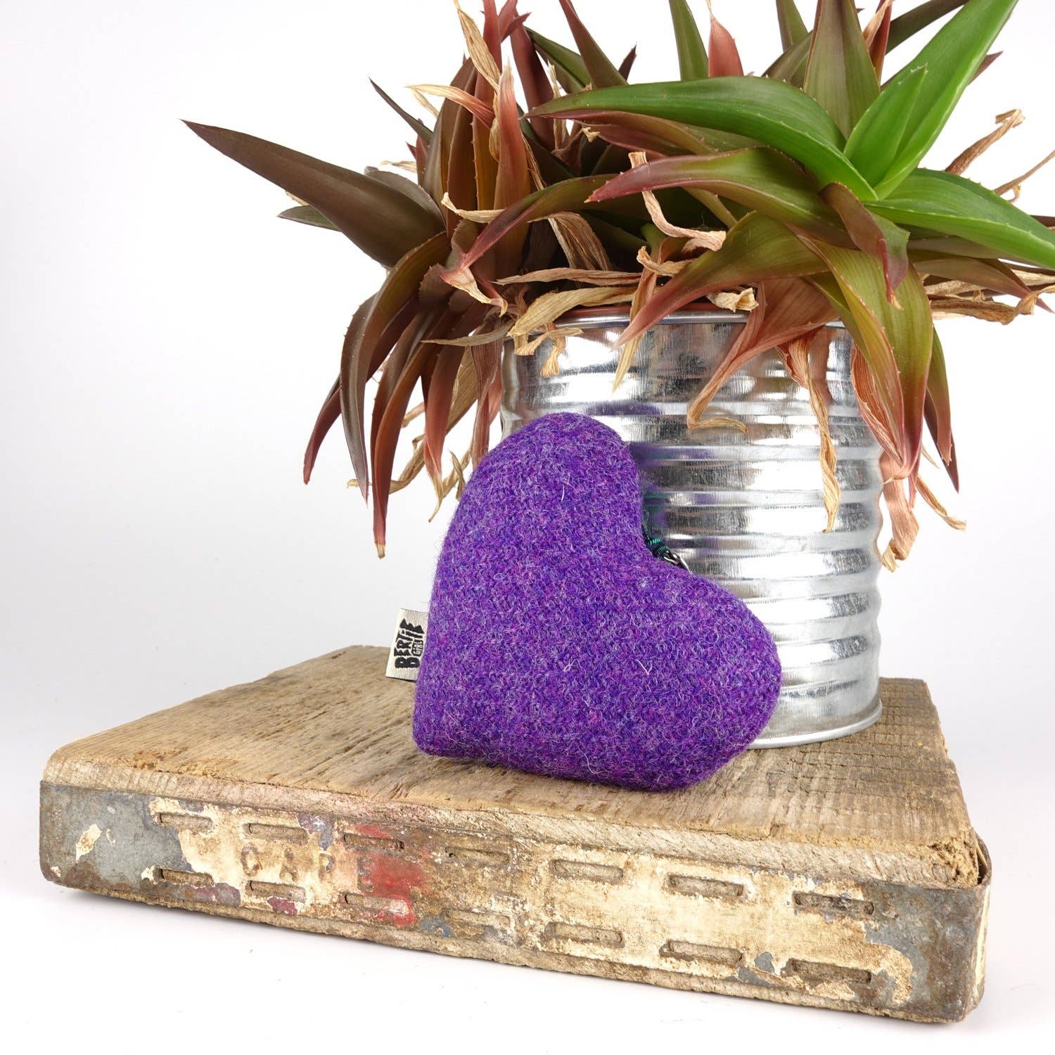 Bertie Girl – wholesale Ornament – Muckle Heart - Purple3