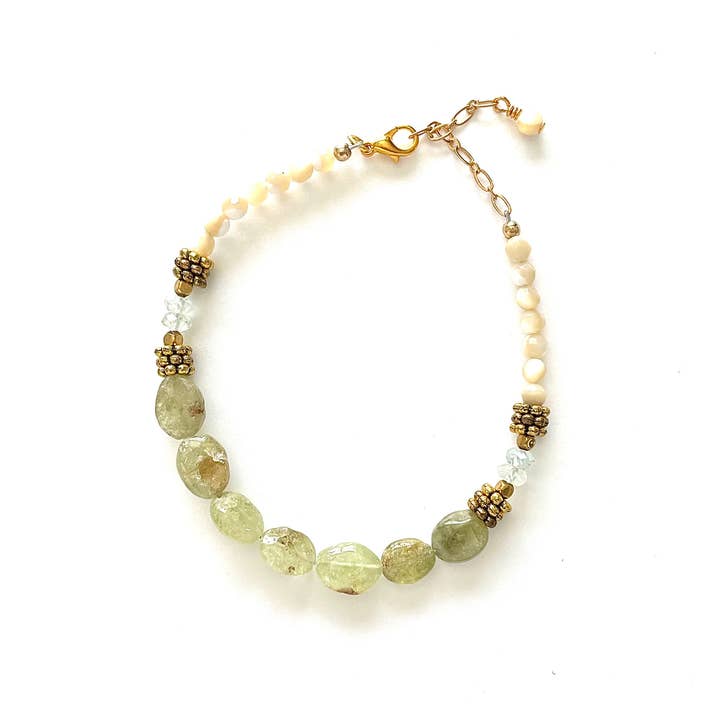 Bracelet Grenat Vert pour la vente par Third & Co. Studio