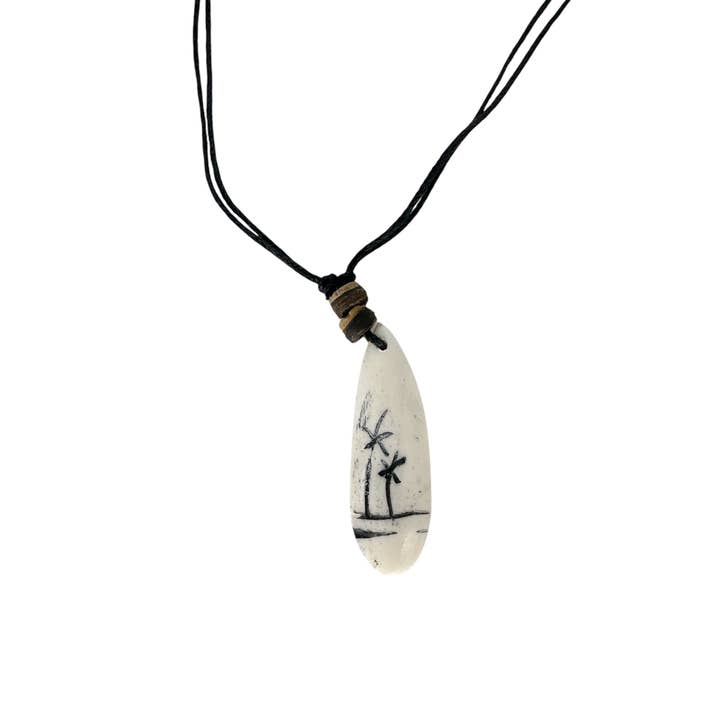 Colar com Pendente de Prancha de Surf em Osso Entalhado com Cordão Ajustável por atacado de Maka Imports