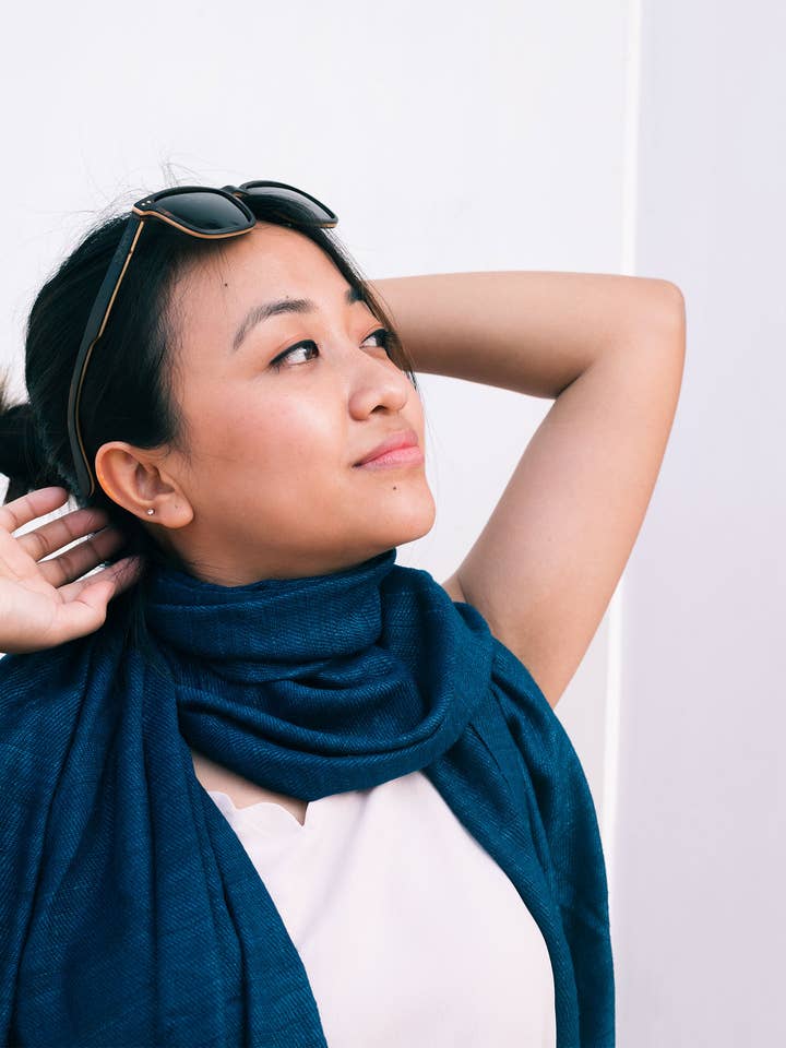 Dzukou Timeless Silk - Bufanda de seda Eri tejida a mano - Seda para venta al por mayor de Dzukou B.V.