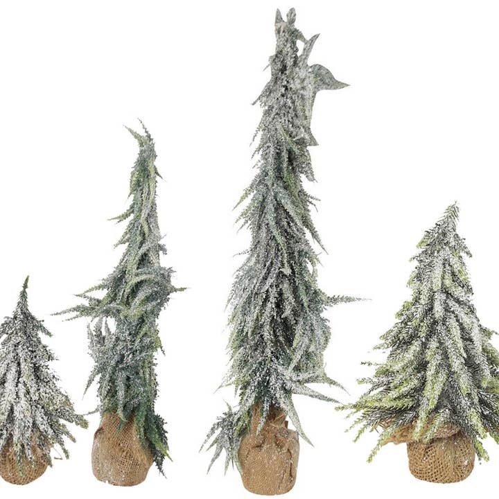 Primitiv julgran med snöfinish och säckväv bas för wholesale av Birch Maison