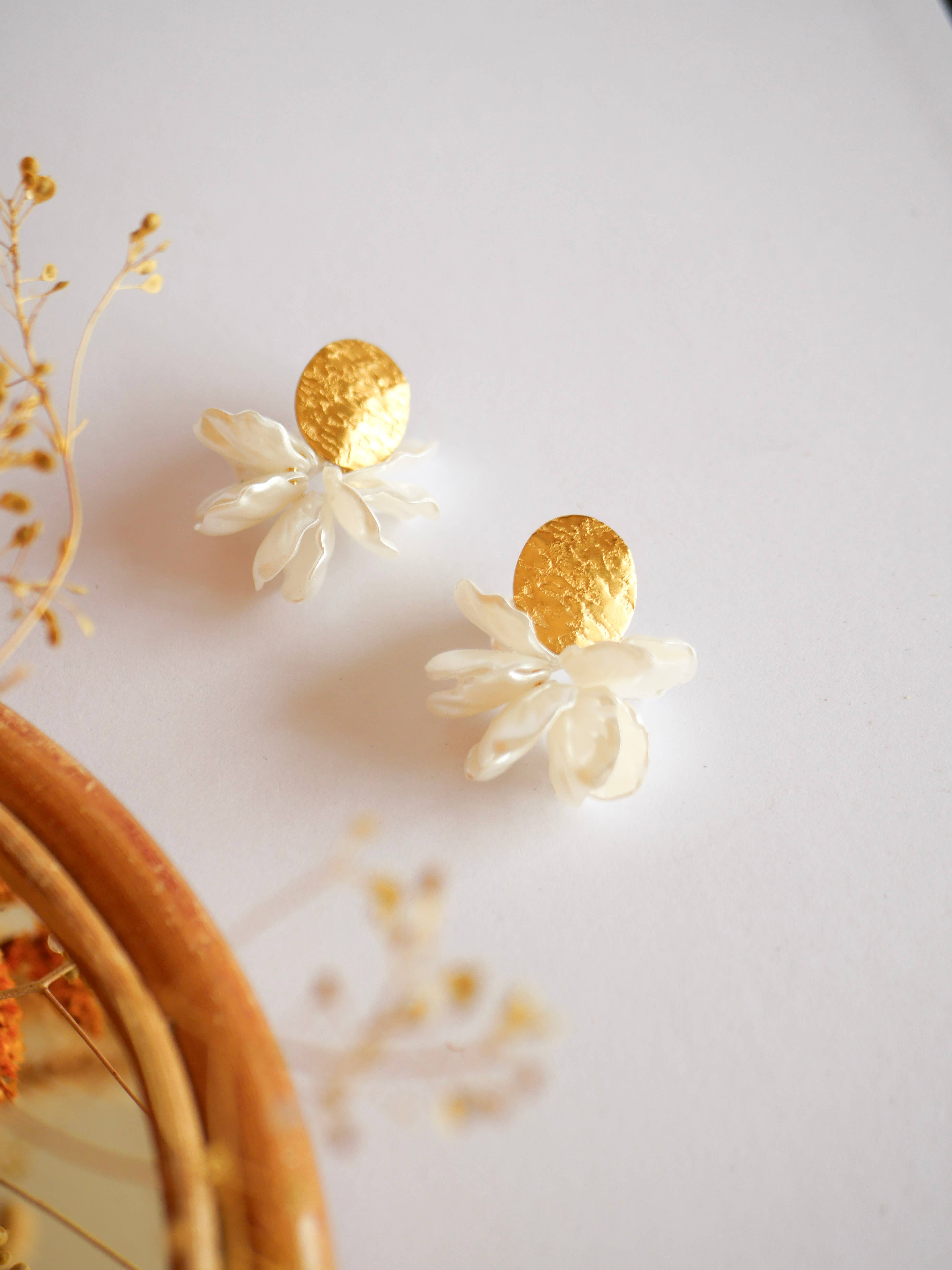 Azeria Création - Wholesale Dangle Earrings - Lili Earrings1