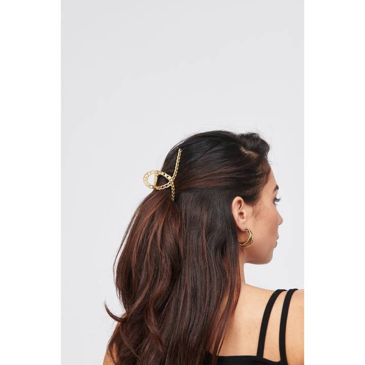 Chain Detail Hair Claw for wholesale by Urban Expressions