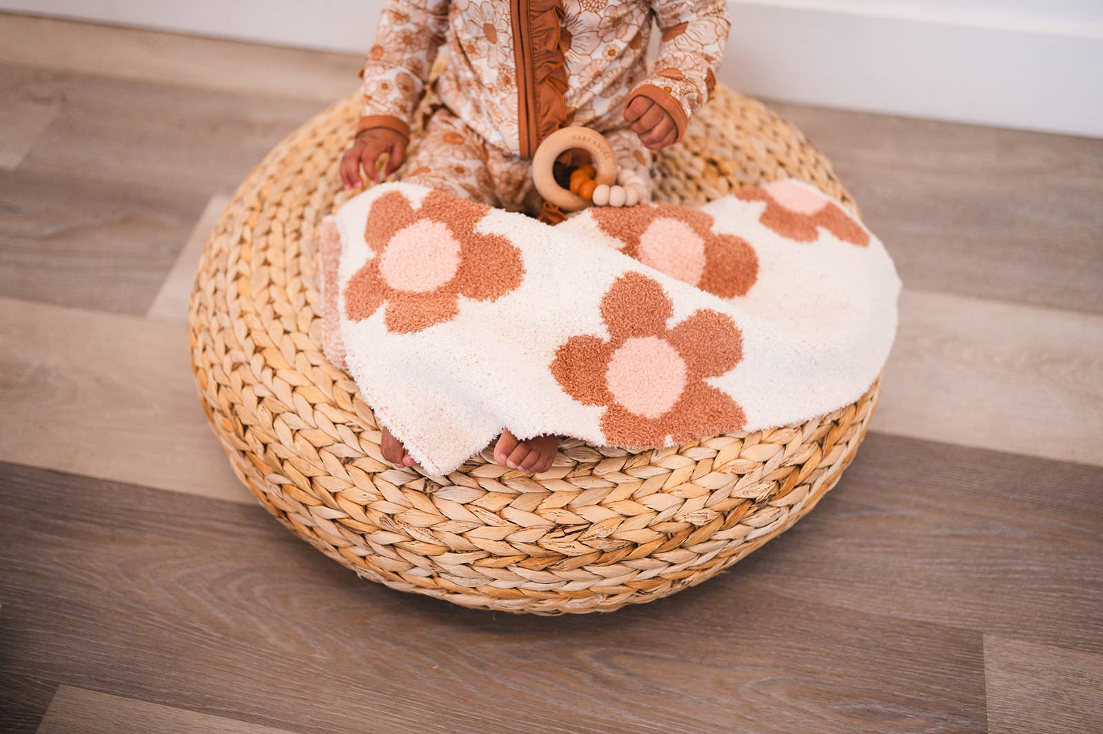 Harp Angel Boutique – wholesale Filtar – Barn och baby – Minifilt - Daisy Caramel/Pink2