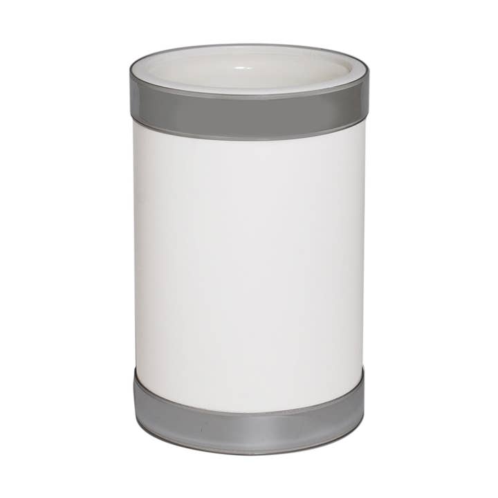 Refroidisseur de vin en similicuir blanc avec bandes argentées pour la vente par MR. ICE BUCKET, LLC.